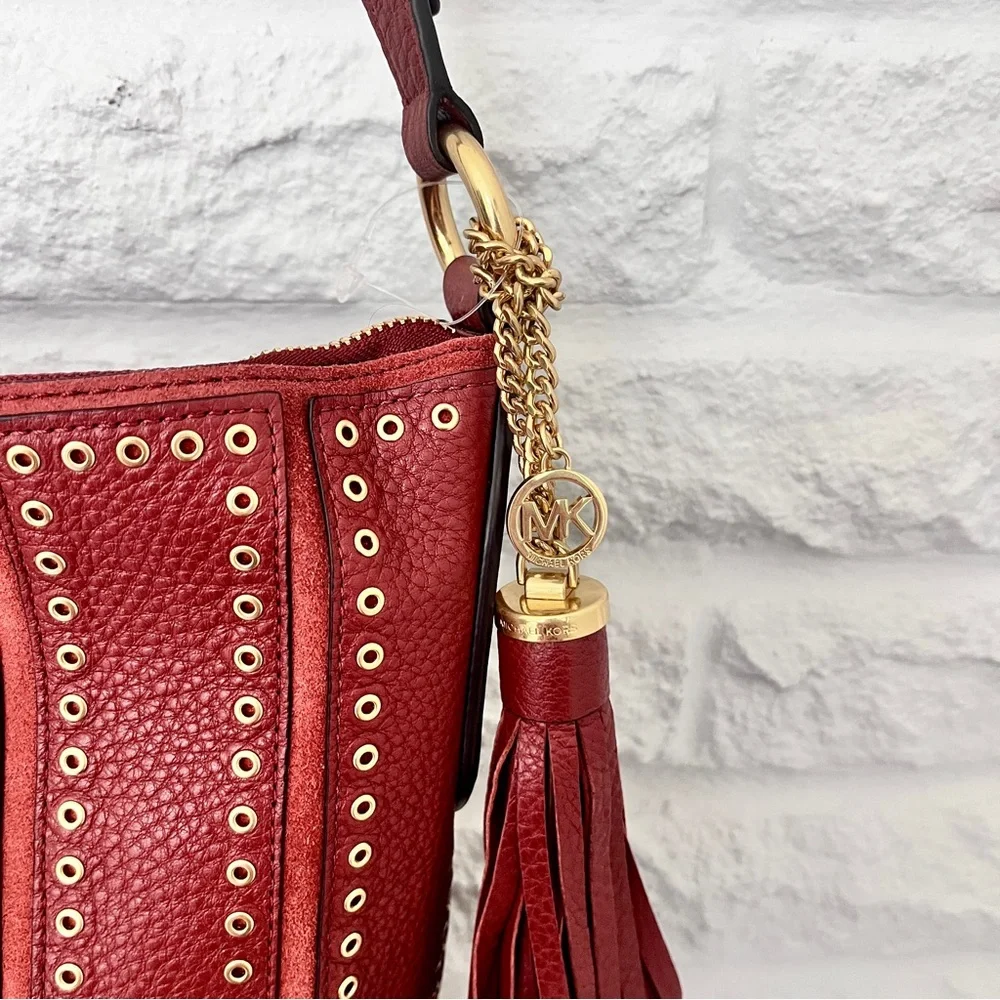 NWT Michael Kors Brown ‘Brooklyn Grommet Leather Feed Bag’ Crossbody in “Brick”